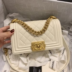 Chanel best quality Autumn and winter new women Inclined shoulder bag Small size 20*12*7cm LB027