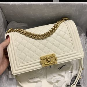 Chanel best quality Autumn and winter new women Inclined shoulder bag Medium size 25*14.5*8cm LB028