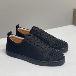 Christian Louboutin Men Dress Shoes Sneakers Sneakers Sneakers Flat Leather Luxurious Studded Low Top Sneakers SH025