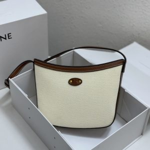 Celine high quality New Underarm Bag 18x14x3cm LB122