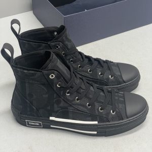 Dior high quality sneakers popular jogging shoes practice shoes patterned upper sneakers inner height thick bottom SH024