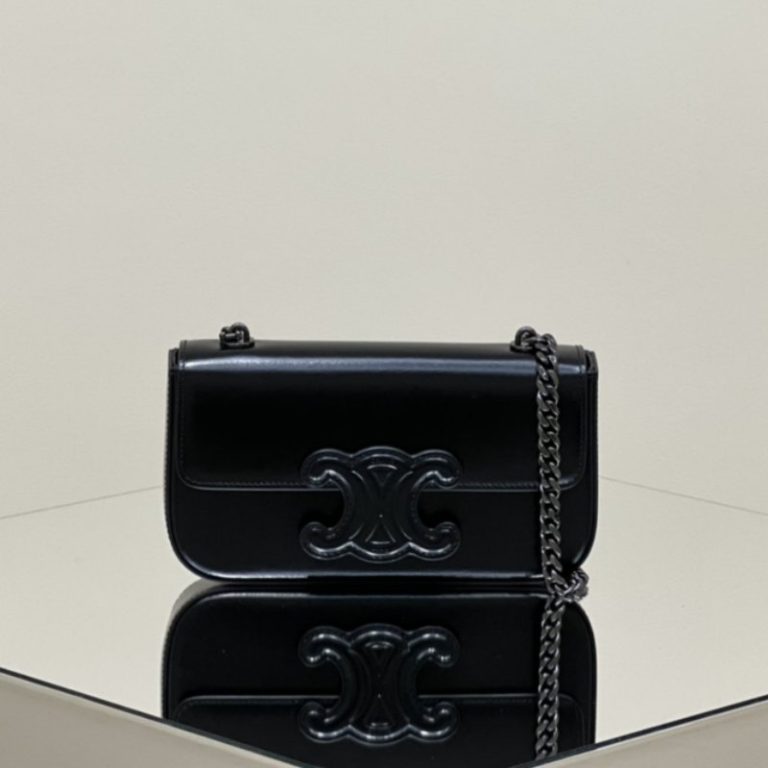 CELINE Best Quality Triomophe Embossed Underarm Bag Flap Chain Crossbody Bag 20.5x11