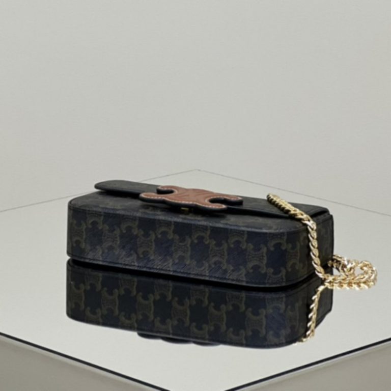CELINE Best Quality Triomophe Embossed Underarm Bag Flap Chain Crossbody Bag 20.5x11