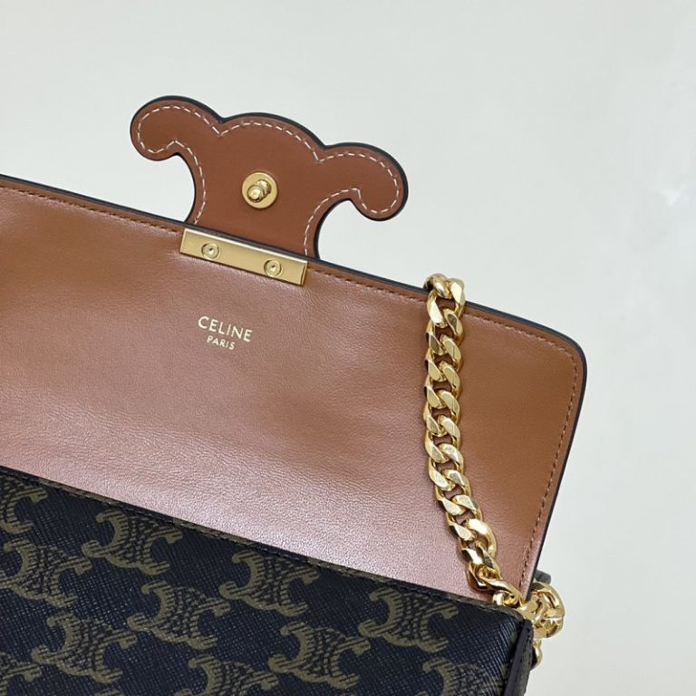 CELINE Best Quality Triomophe Embossed Underarm Bag Flap Chain Crossbody Bag 20.5x11