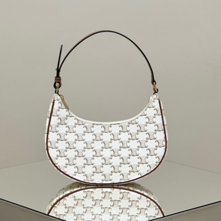 CELINE Bucket In Triomphe Canvas AVA-1
