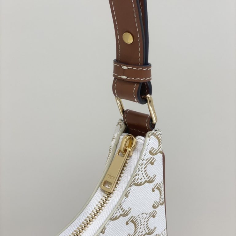 CELINE Bucket In Triomphe Canvas AVA-6