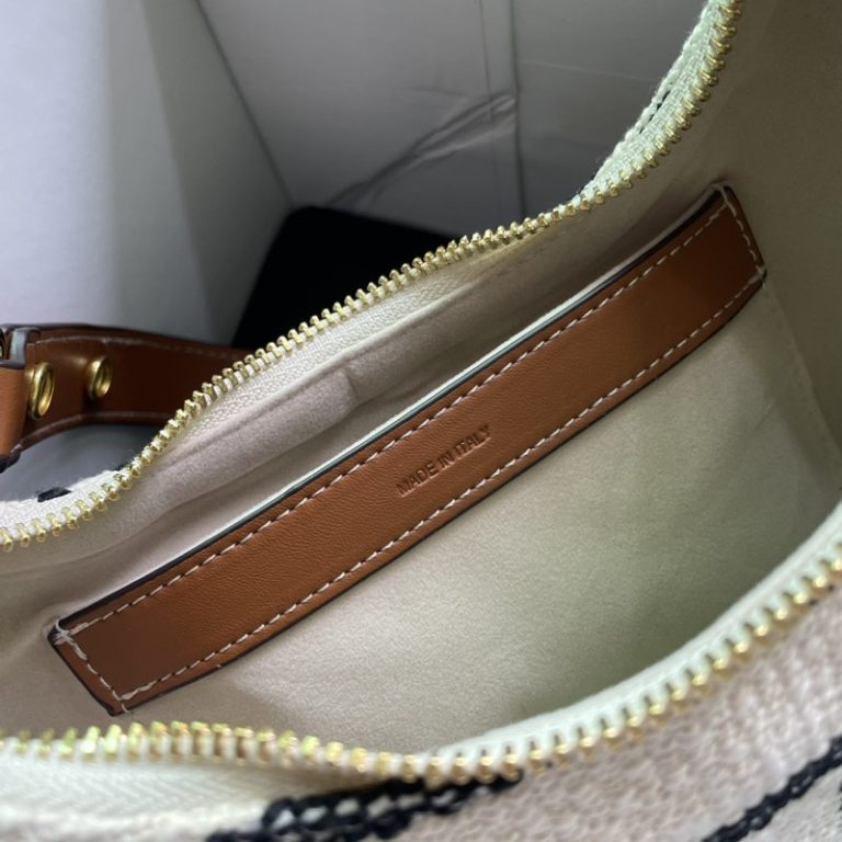 CELINE High Quality Single Shoulder Crescent Bag Underarm Bag Zipper Letter Woven 24x13cm LB119 (3)