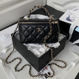 CHANEL Women crossbody bag shoulder bag new fashion versatile casual style simple and exquisite 17CM LB244