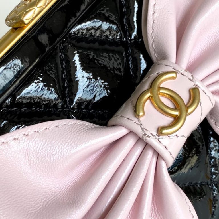 Chanel 24A Clutch With Chain Bag patent crumpled lambskin shiny lambskin gold tone metal-3
