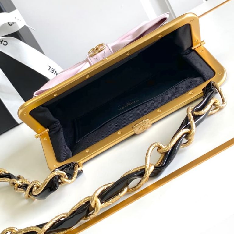 Chanel 24A Clutch With Chain Bag patent crumpled lambskin shiny lambskin gold tone metal-4