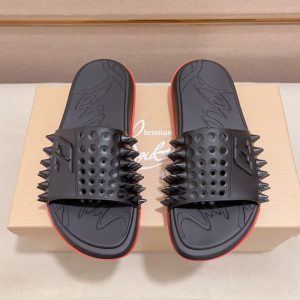 Christian Louboutin High quality New fashion studded thick slippers Men thick bottom non-slip flat slippers SH041