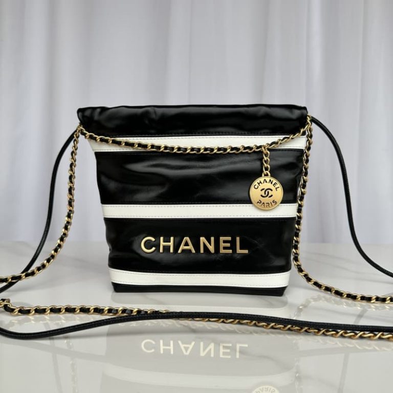Classic shoulder leather shopping bag-3