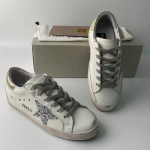 Golden Goose Women Men Super-Star with gray star and dark gray glitter heel tab SH146