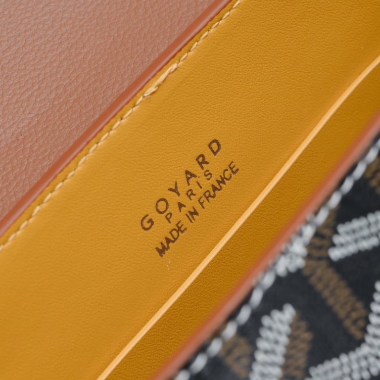 Goyard Best Quality Leather Mini Saigon With Wooden Handle Flap 20x8x15cm LB173 (2)