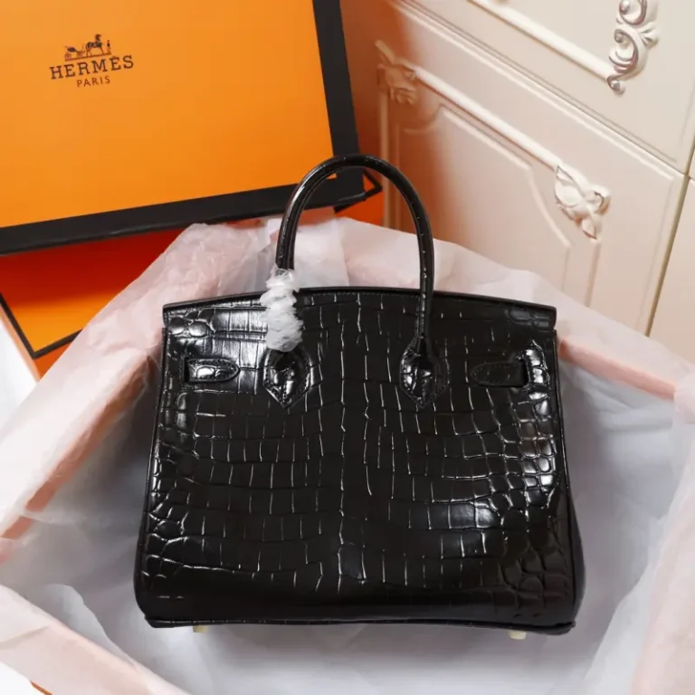 Hermes Birkin Handbag High gloss crocodile pattern-2