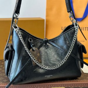 LV Louis Vuitton high quality ox leather black motorcycle wind with detachable chain 30*22CM LB154
