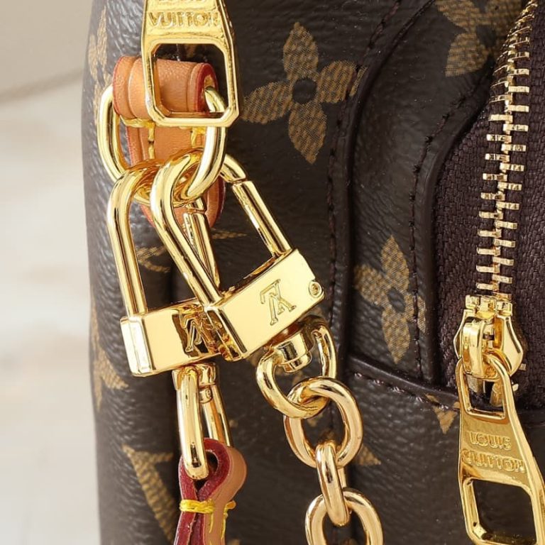 Louis Vuitton Utility Phone Pocket-2