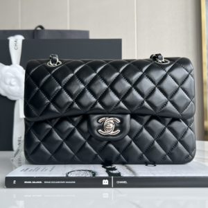 Chanel Original Quality CF Classic Diamond Sheepskin Flip Cover Lambskin Material LB012