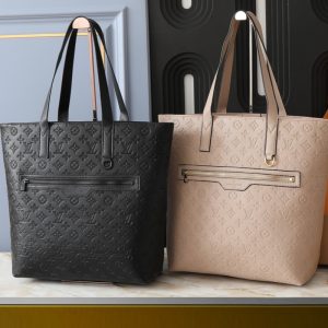 Louis Vuitton High Quality Men Leather Shoulder Bag Helmet Embossed Logo Large Capacity 33x37x13cm LB071