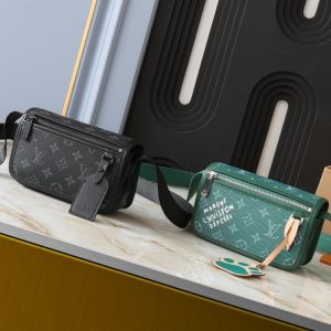 Louis Vuitton High Quality Men Classic Genuine Leather Mini Square Bag Crossbody Wide Shoulder Strap Vintage Bosphore 19x12x7cm LB068