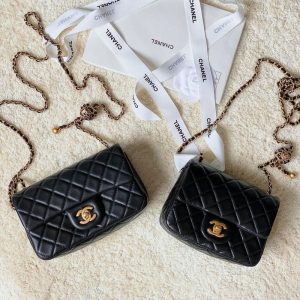 Chanel best quality Autumn and winterLatest Walnut Golden Ball women Inclined Underarm bag 𝟐𝟎𝐜𝐦/𝟏𝟕𝐜𝐦 LB031