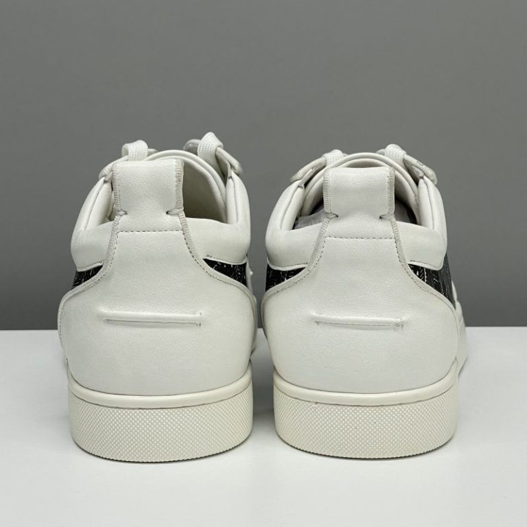 Christian Louboutin White Rivet Casual Shoes Leather Men Women SH115 (2)