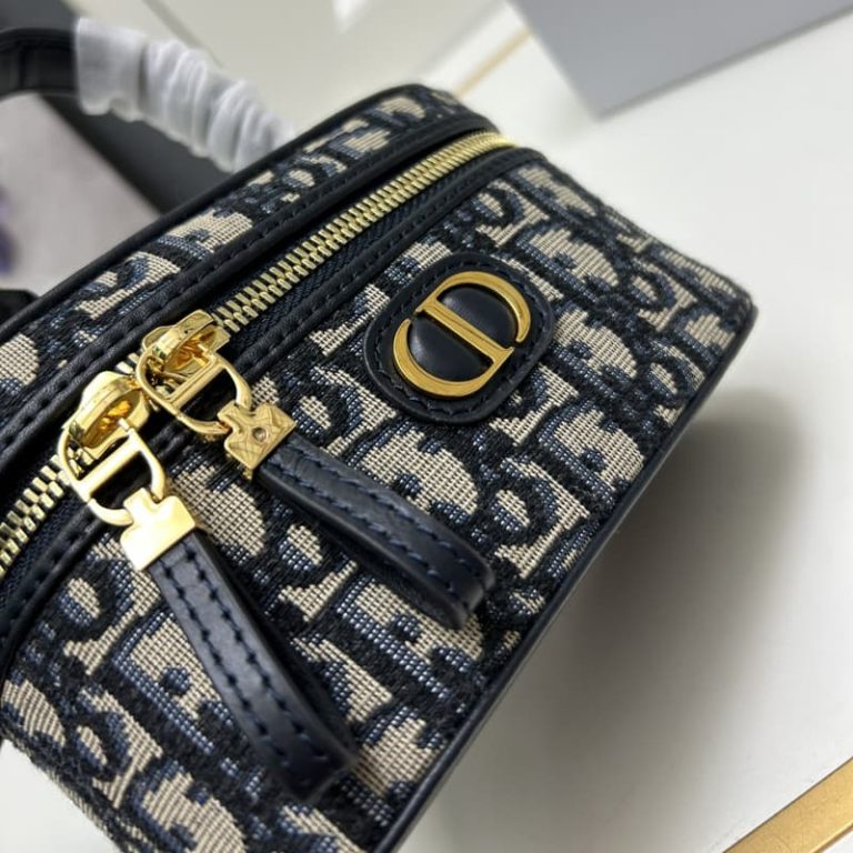 Dior 30 Montaigne Mini Vanity Jacquard-3