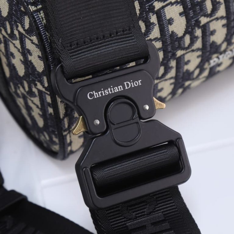Dior High Quality Women Handbag Shoulder Bag Two way zipper closure with magnetic leather design-11