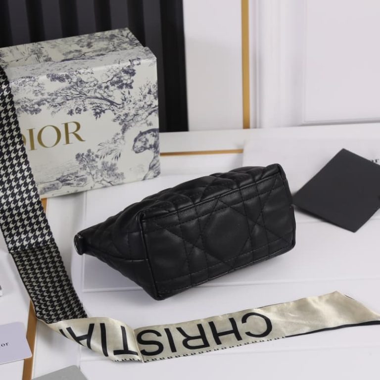 Dior High Quality Women Wallet Handbag Tote Shoulder Bag Rattan Check Seizure Line-9