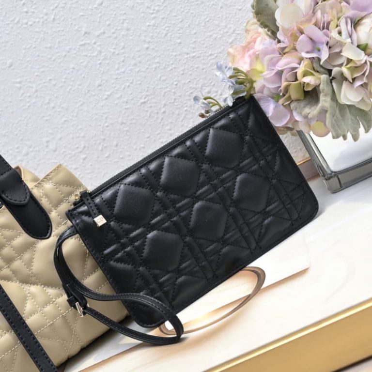 Dior High-quality handbags Casual and practical Rattan checkered stitching decoration Interior compartment with matching pouch Two sizes-2