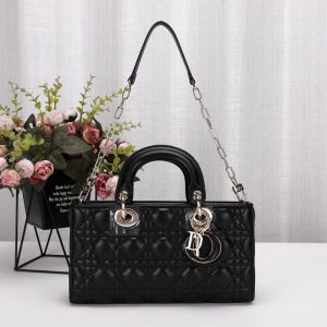 Dior High-quality women wallet Handbag Shoulder bag Rattan plaid seized surface line With a detachable chain 26*13.5*5CM LB310