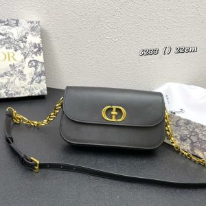 Dior high quality ladies handbag shoulder bag with vintage gold finish metal CD chain 22.5*12.5*6.5CM LB305