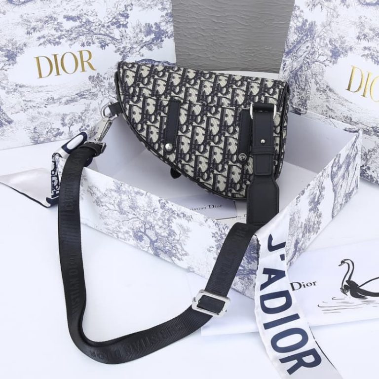 Dior high-quality men bag of three single shoulder clutch bodypack early spring series saddle saddle bag-2