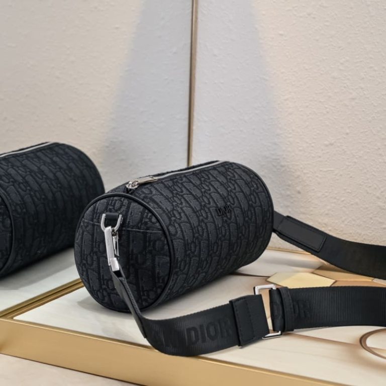 Dior high quality men fine printing canvas cylinder bag adjustable removable shoulder strap full logo logo embroidery-3