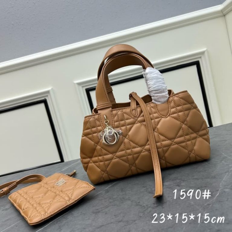 Dior high quality women handbag shoulder bag large capacity oversized diamond design classic letter accessories-5