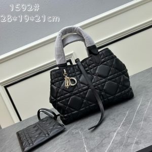 Dior high quality women handbag shoulder bag large capacity oversized diamond design classic letter accessories 23*15*15CM LB285