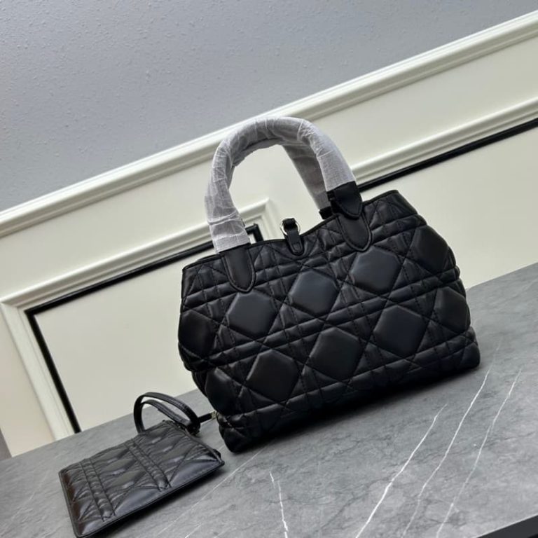 Dior high quality women handbag shoulder bag large capacity oversized diamond design classic letter accessories-8