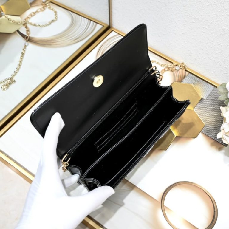 Dior high quality women handbag shoulder bag with rattan pattern Double flap closure Detachable chain with bead embellishment-9
