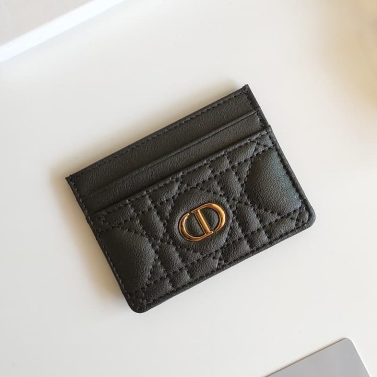 Dior high quality women wallet crafted in soft cowhide leather embellished with “CD” logo-9
