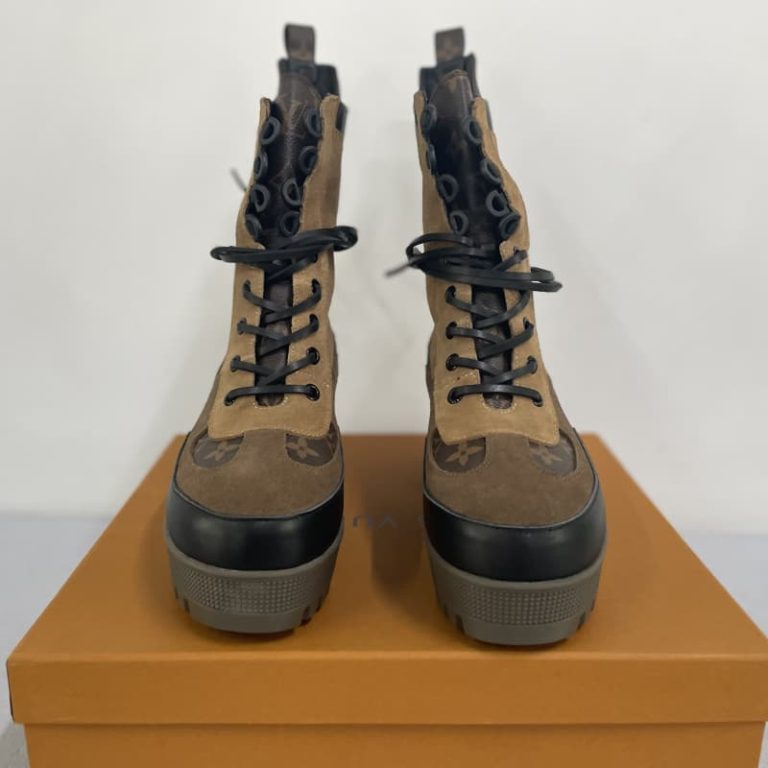 LV Top quality khaki western cowboy style women's ankle boots4