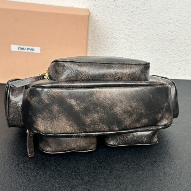 MiuMiU new biker underarm bag leather pockets retro classic motorcycle underarm bag-4