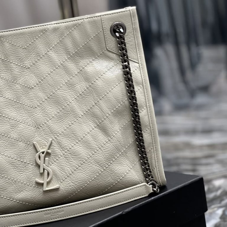 Saint Laurent Niki Shopping Bag In Vintage Leather-4