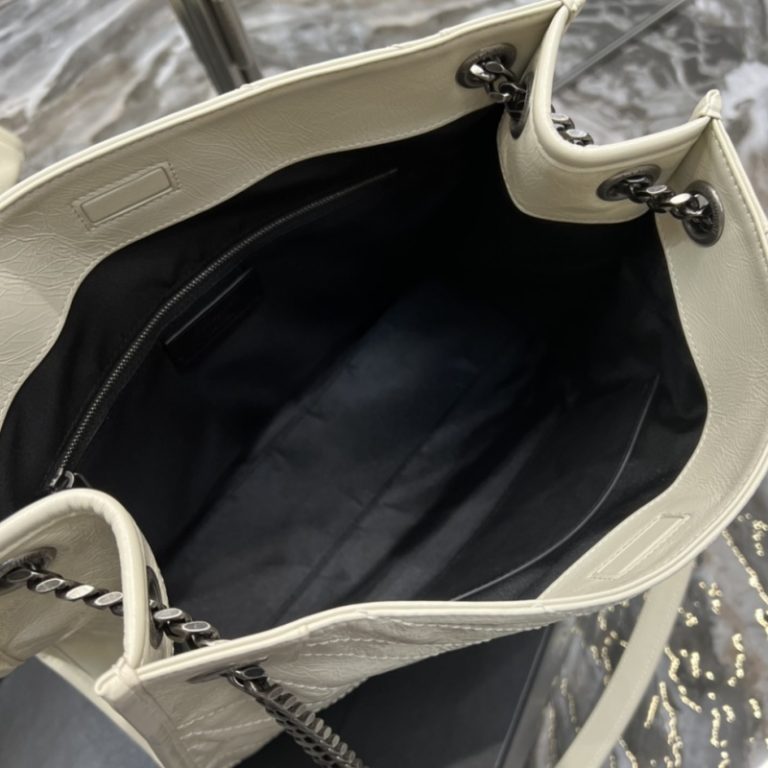 Saint Laurent Niki Shopping Bag In Vintage Leather-6