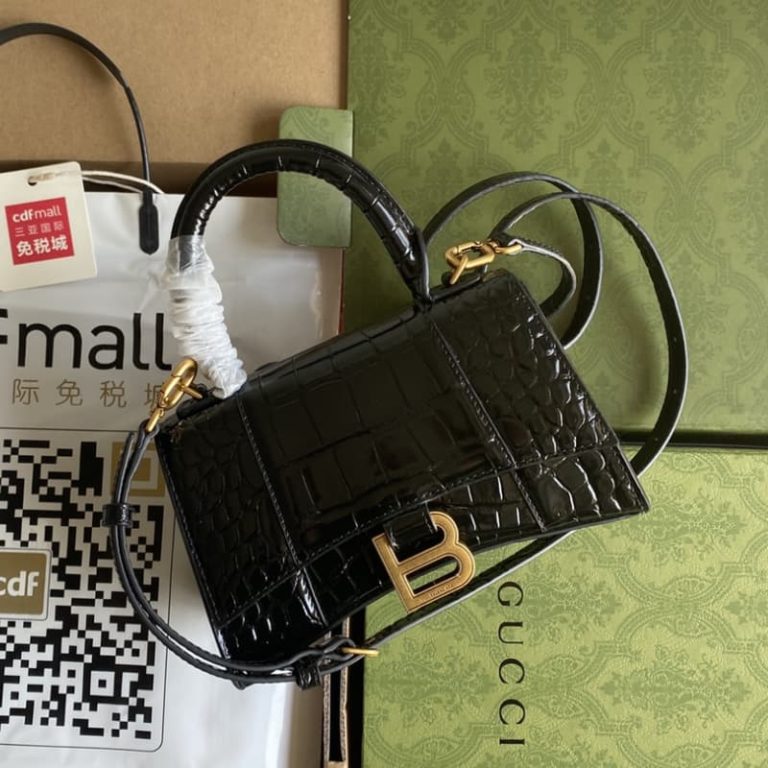 BALENCIAGA best quality Women shoulder bag Tote bag Flap design Front with logo metal decoration-1