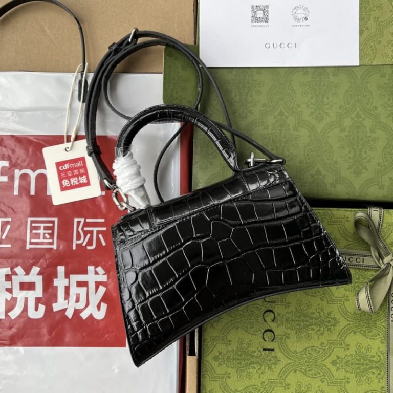 BALENCIAGA best quality Women shoulder bag Tote bag Flap design Front with logo metal decoration-2