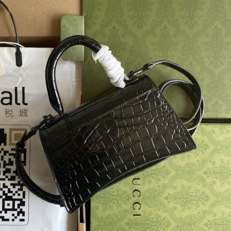 BALENCIAGA best quality Women shoulder bag Tote bag Flap design Front with logo metal decoration-2