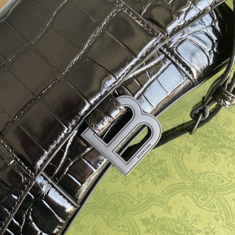 BALENCIAGA best quality Women shoulder bag Tote bag Flap design Front with logo metal decoration-5