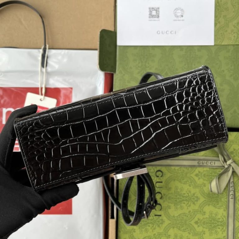 BALENCIAGA best quality Women shoulder bag Tote bag Flap design Front with logo metal decoration-9