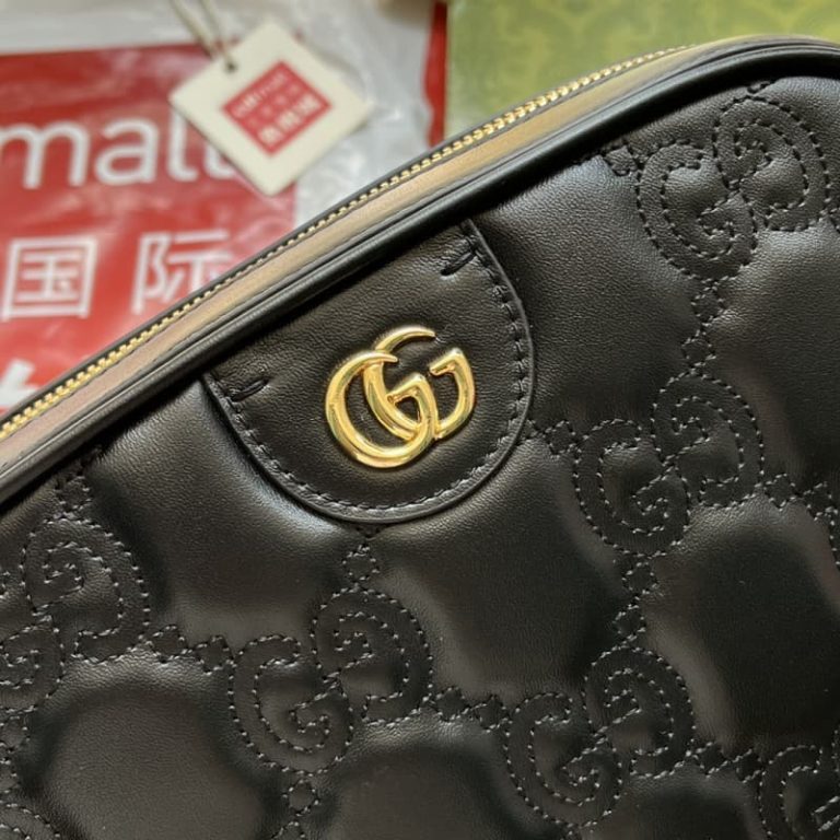 GUCCI GG Matelasse Shoulder Bag-5