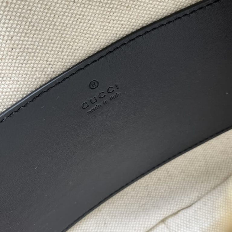 GUCCI GG Matelasse Shoulder Bag-6